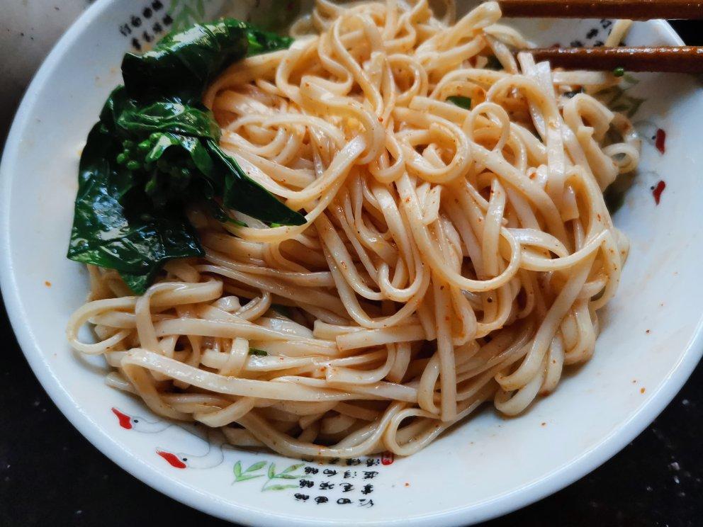 挂面版油泼面