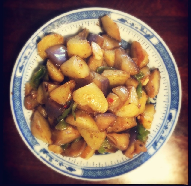 地三鲜原来是土豆茄子和青椒呐