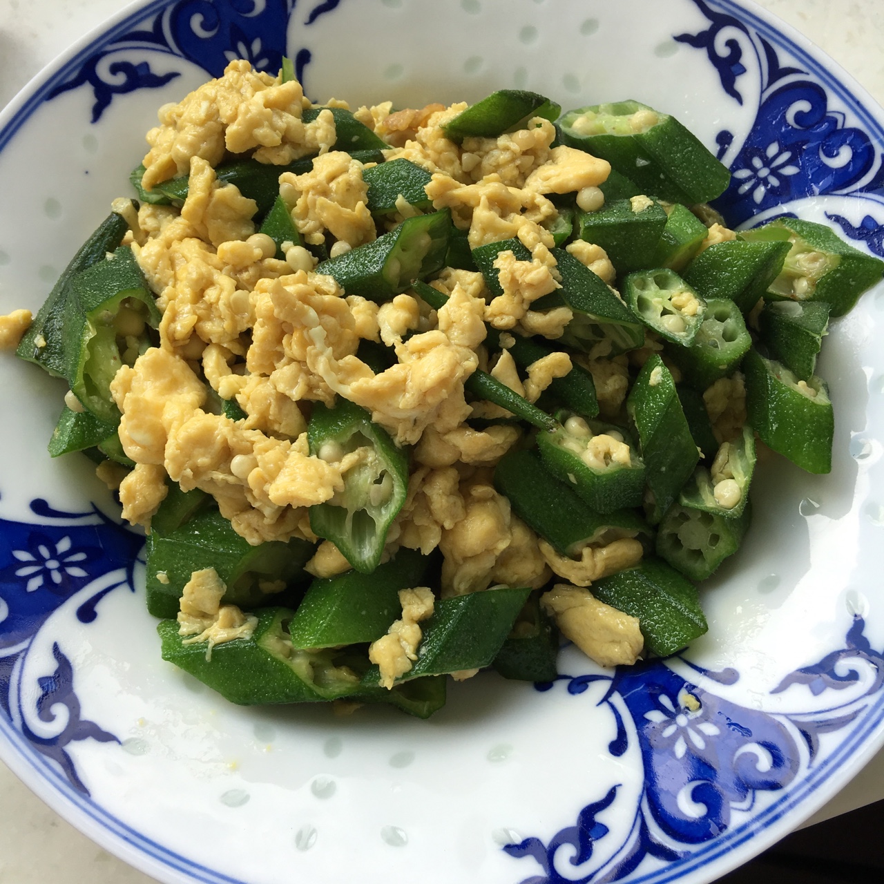 秋葵炒鸡蛋