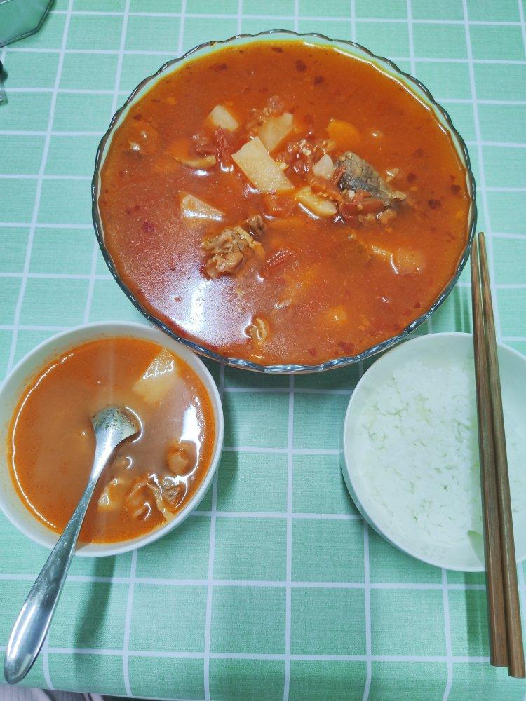 【番茄土豆炖牛腩】
