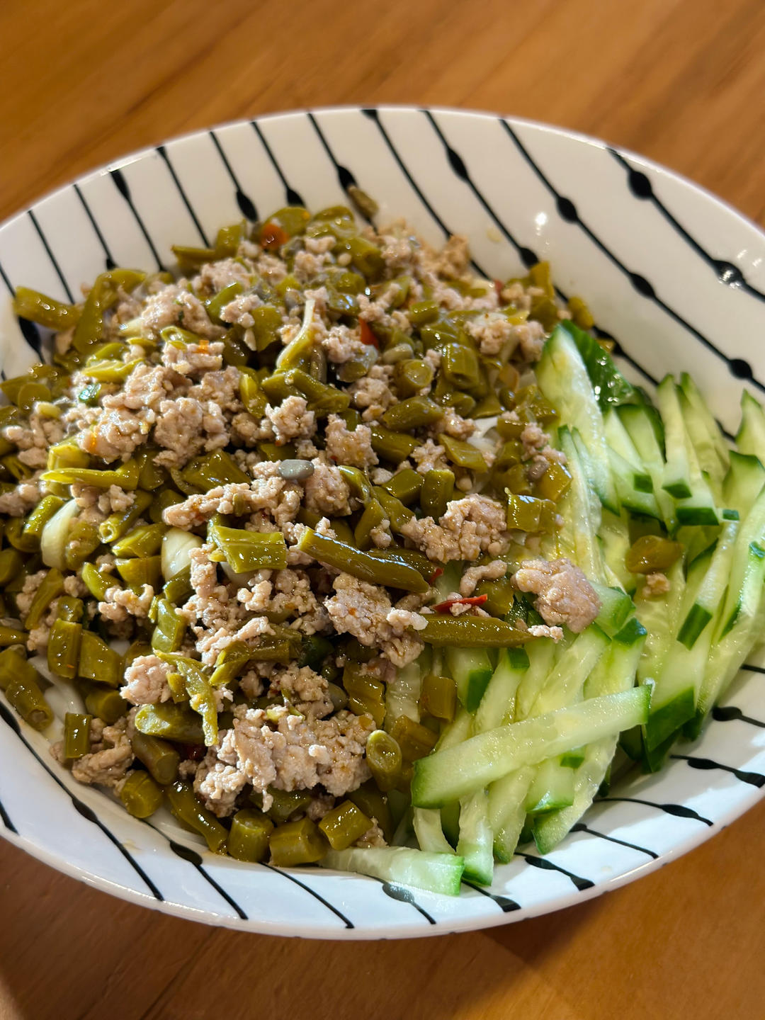肉末酸豆角拌面