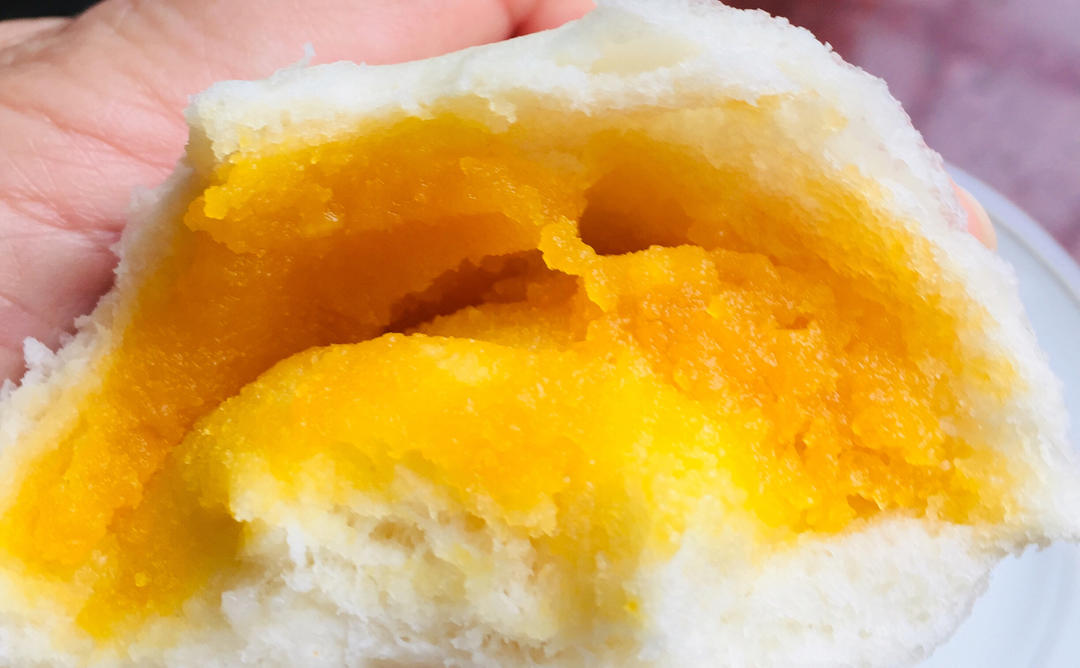 肚子里有料流沙包