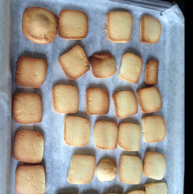 【炼乳脆饼•硬】非常简单的硬饼干