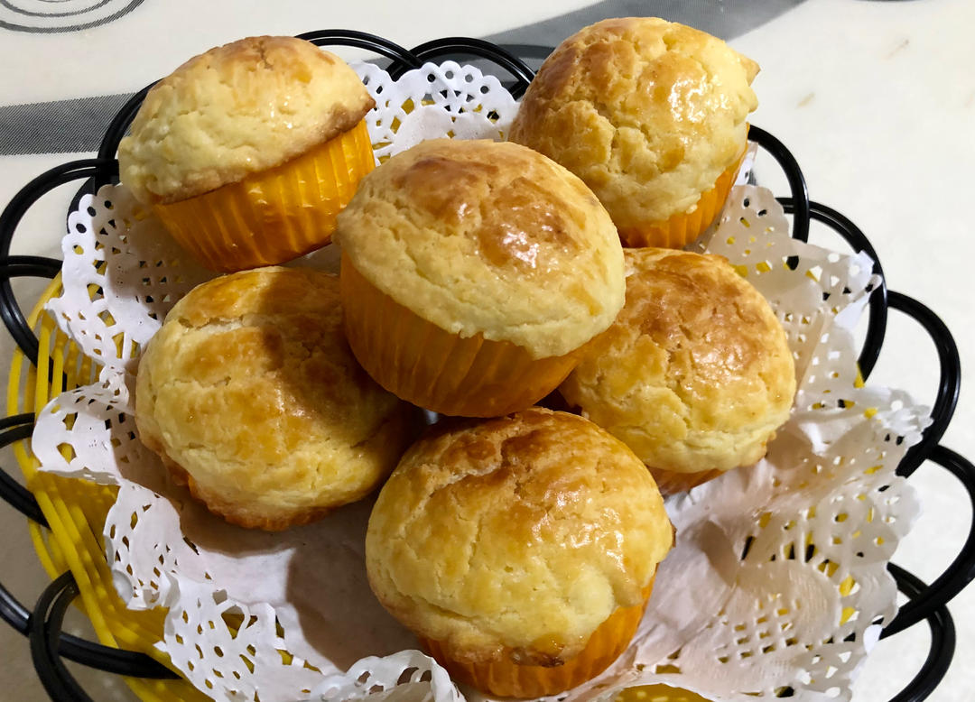 好吃到炸裂的港式菠萝包（附带制作酥皮的小视频）