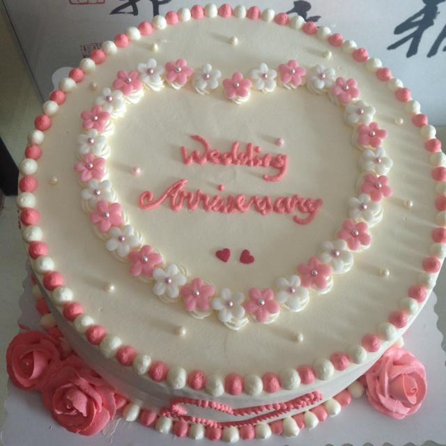 花的浪漫—结婚纪念日蛋糕的做法