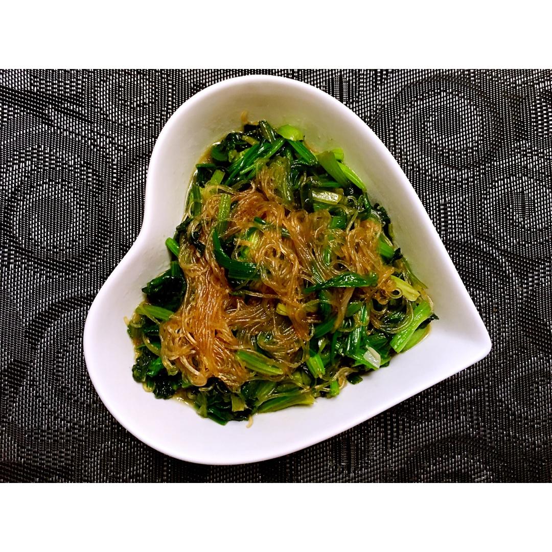 温暖向阳sunny做的菠菜炒粉丝
