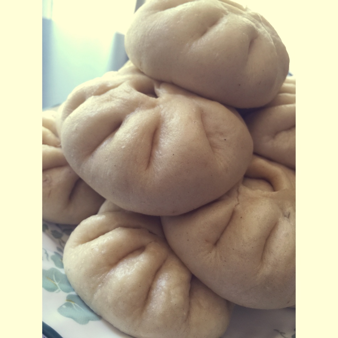鲜美多汁的洋葱牛肉包子