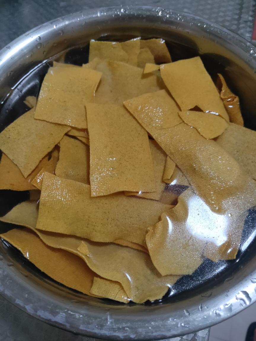 卤炸千张豆腐皮的做法步骤图 怎么做好吃 上树学飞 下厨房