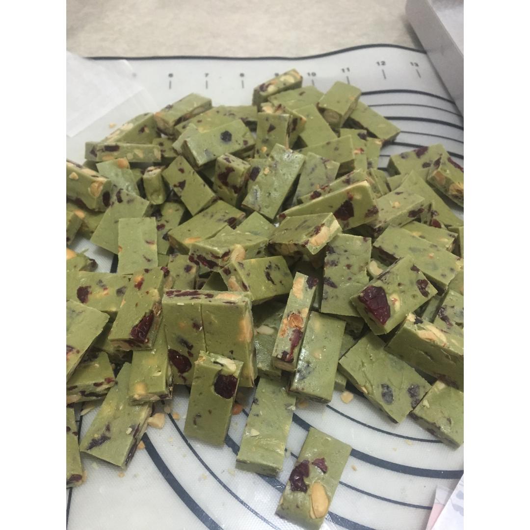 抹茶杏仁牛轧糖