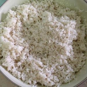 生炒糯米饭的做法 步骤6