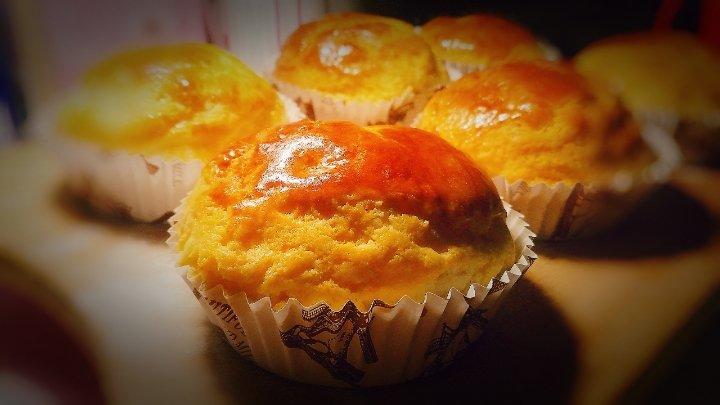 好吃到炸裂的港式菠萝包（附带制作酥皮的小视频）