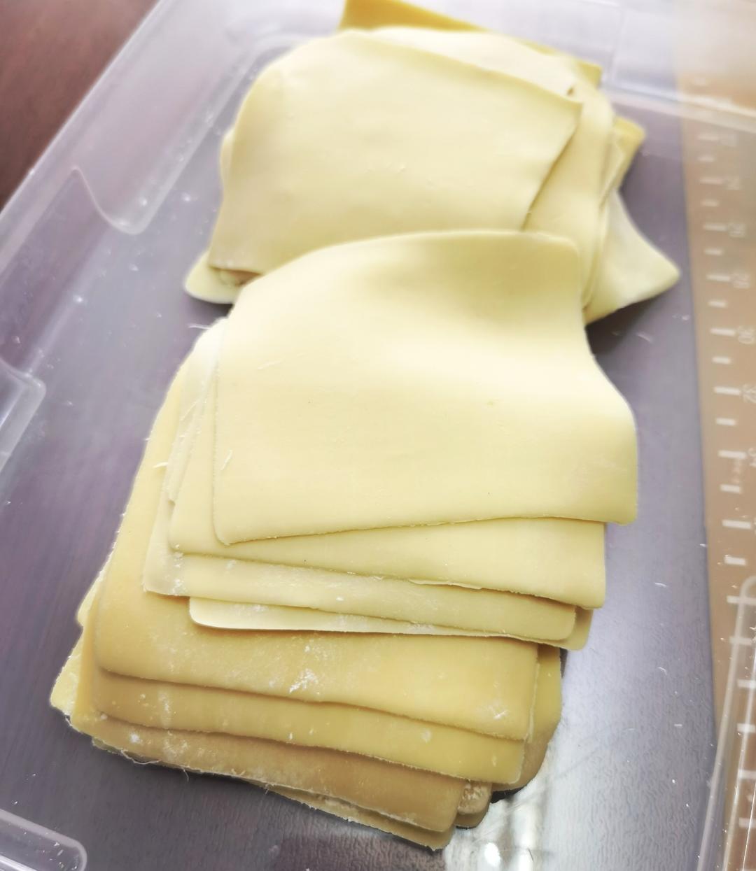 自制馄饨皮（小美+压面机）