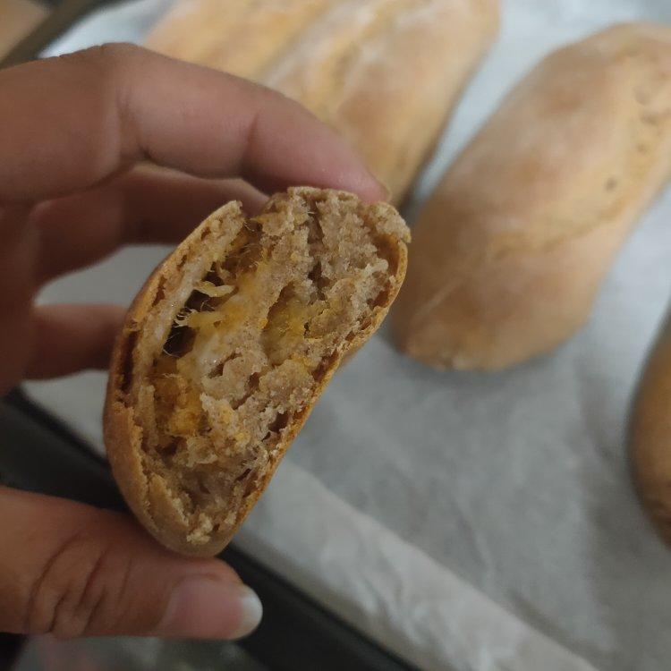 奇怪造型无敌美味的肉松小面包|ω･)و ̑̑༉