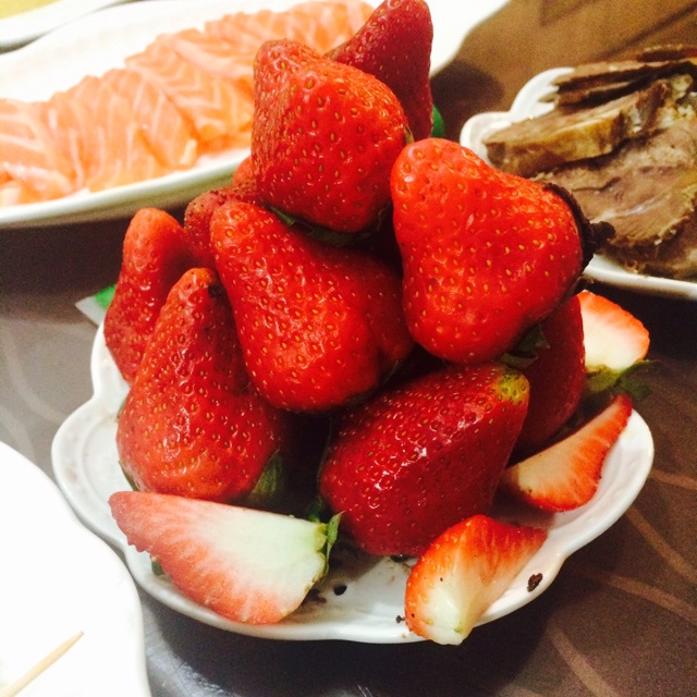 草莓圣诞树。ヾ(*´∀｀*)ﾉ
