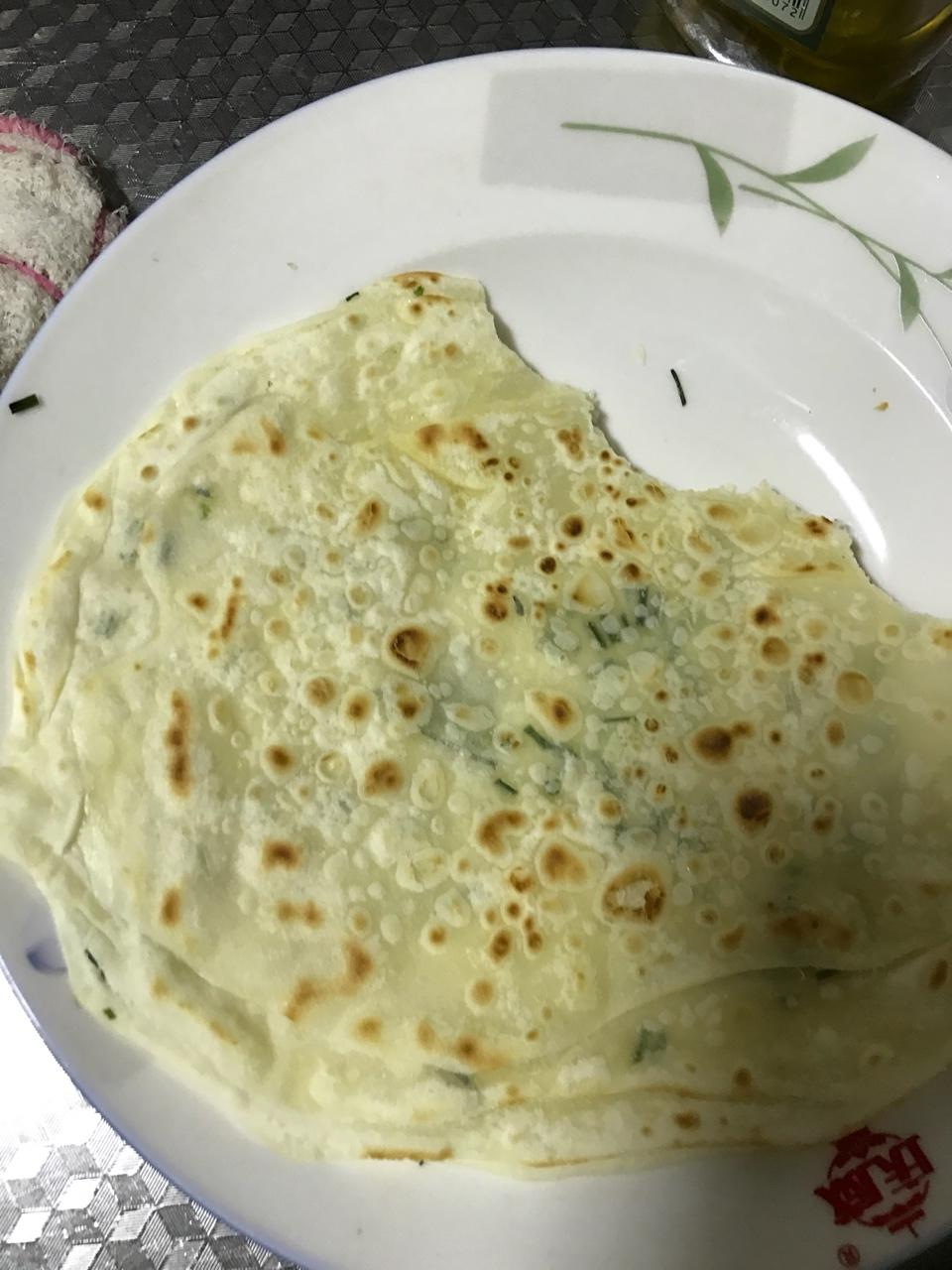 饺子皮葱油饼
