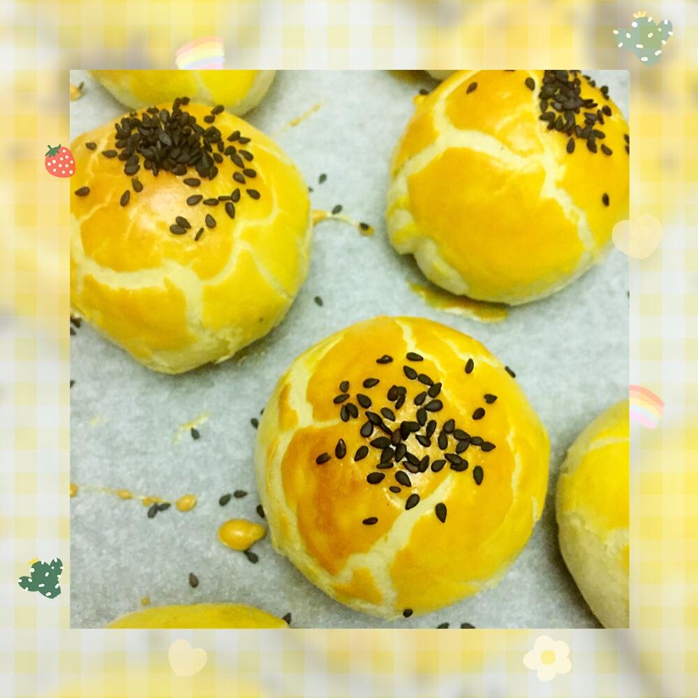 蛋黄酥