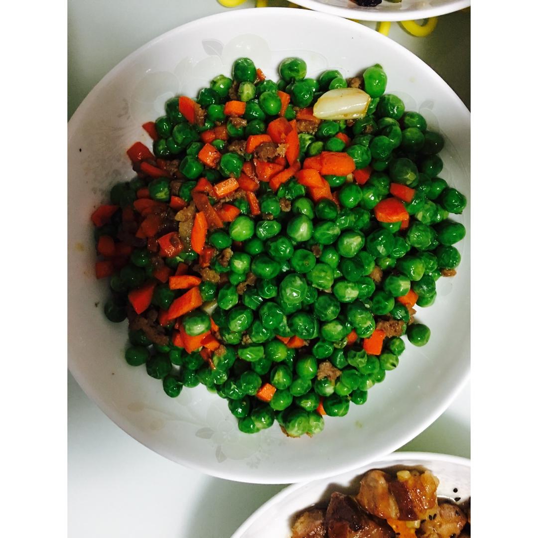豌豆炒肉末
