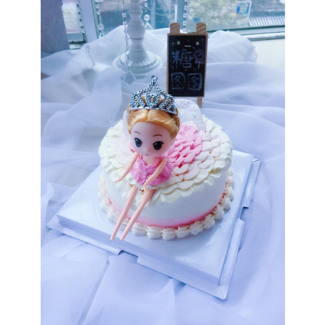 奶油芭比蛋糕