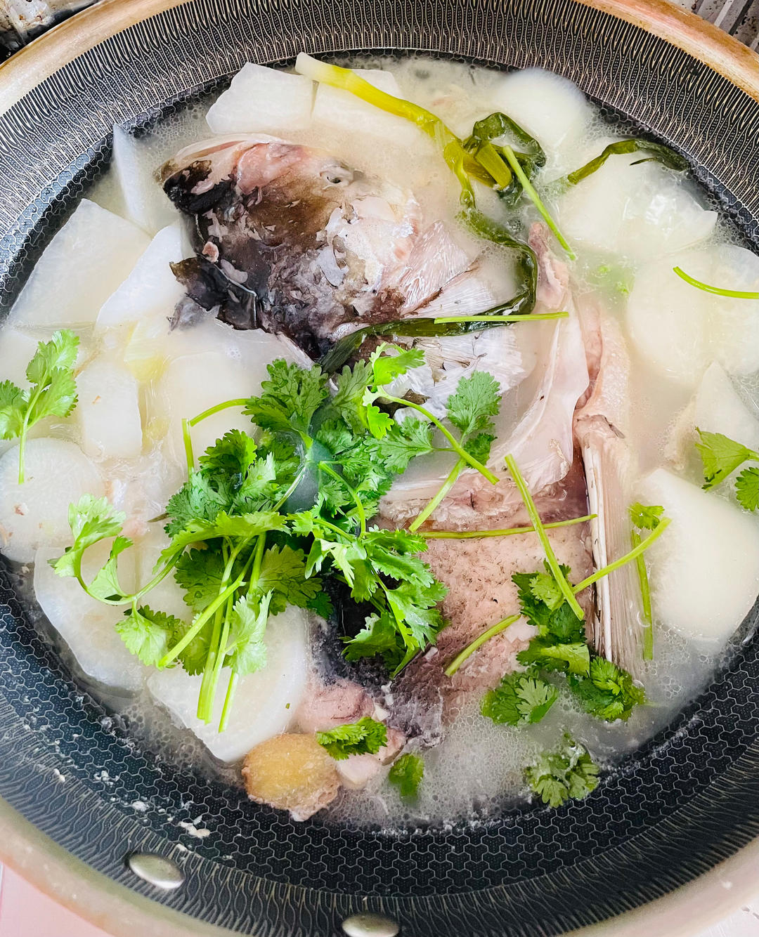 奶白鱼头汤（鲜）