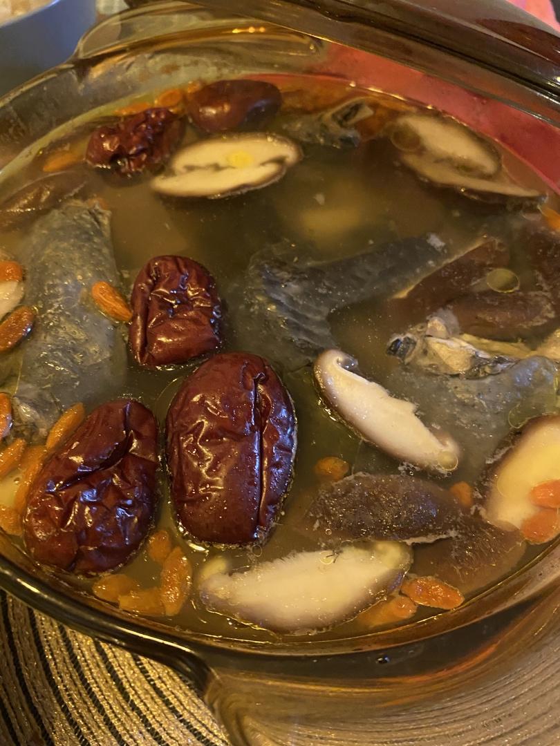 山药红枣乌鸡汤