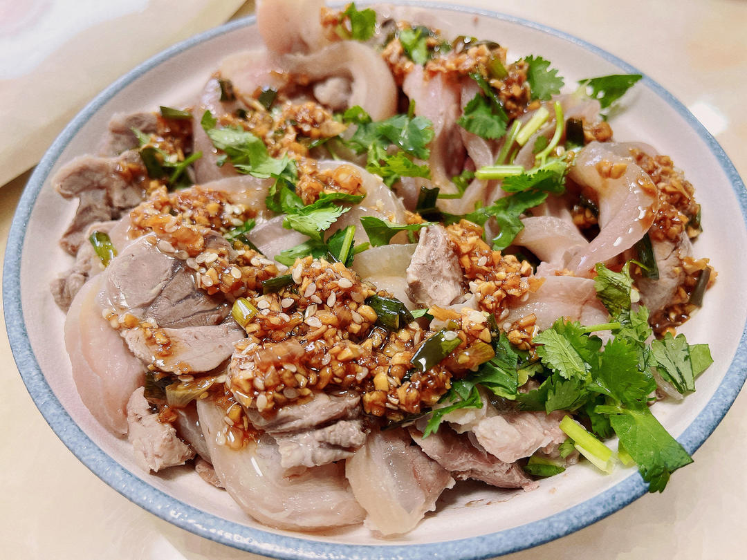 开胃凉菜【沙姜猪手】，汤汁超下饭！