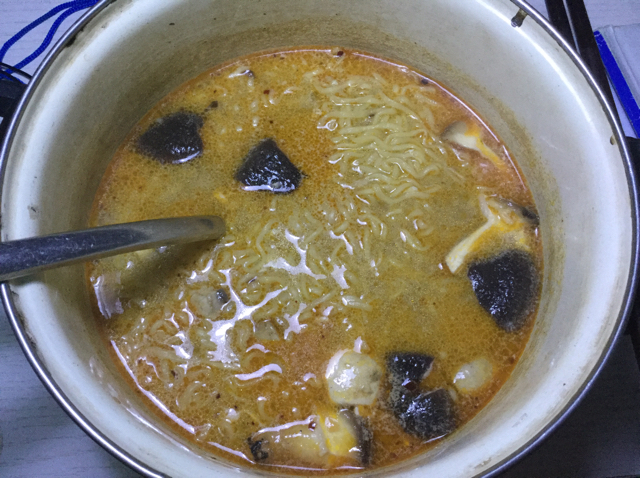 满足食欲的深夜秘密 森系浓香泡面