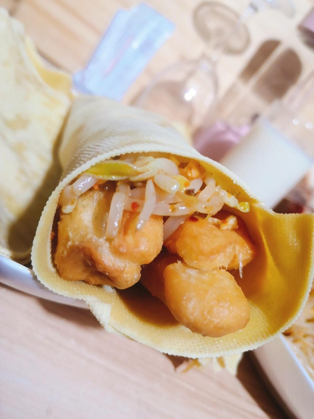 油条,豆皮卷油条