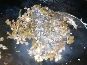 酸菜肉沫米粉的做法 步骤7