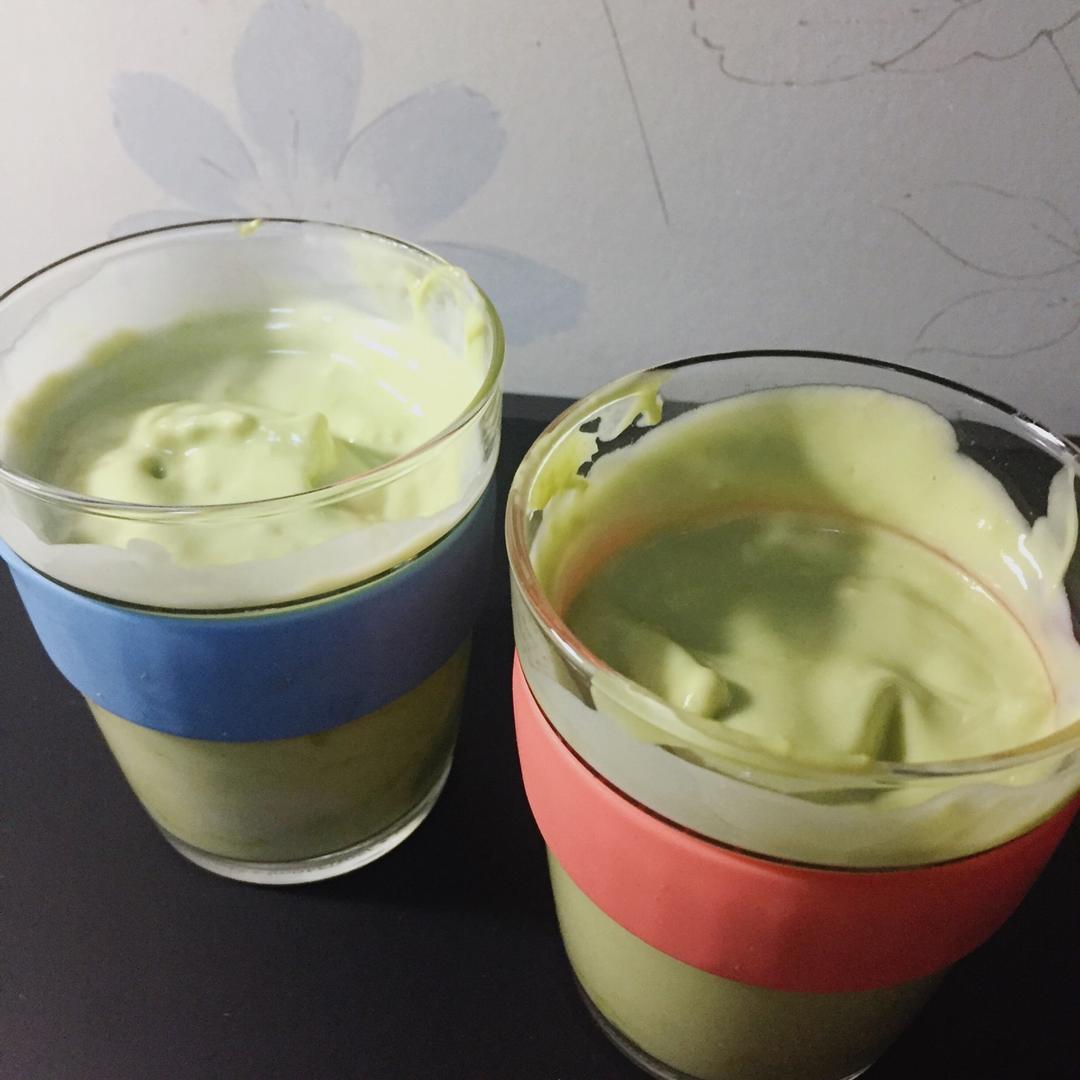 酸奶牛油果