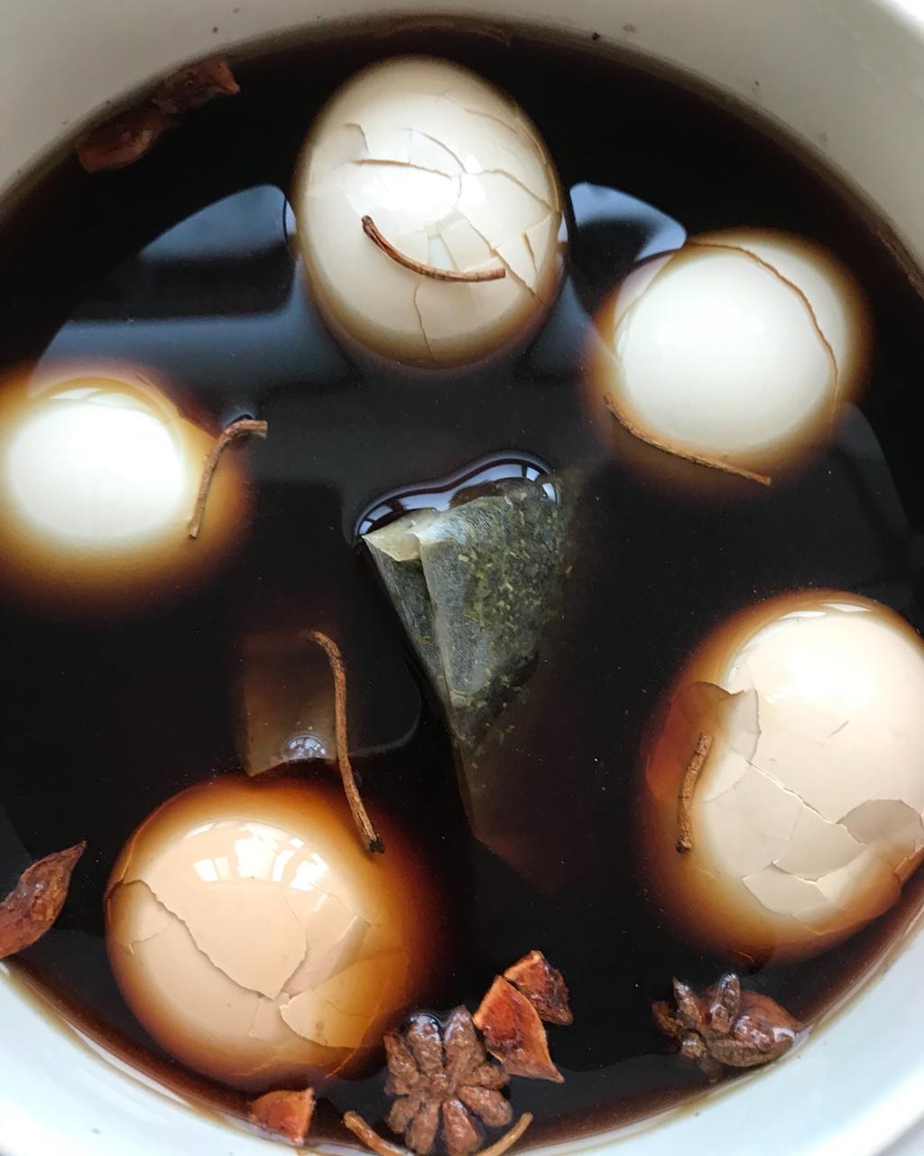 电饭煲煮五香茶叶蛋