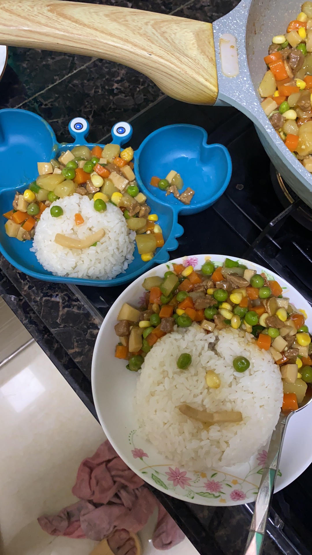 豌豆炒肉-营养丰富-超下饭  不辣（适合挑食偏食的儿童）