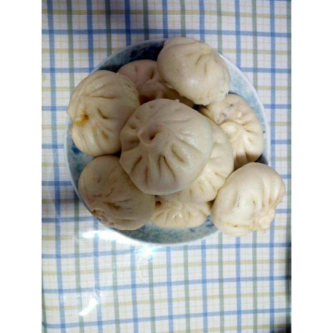 洋葱酱肉丁包子