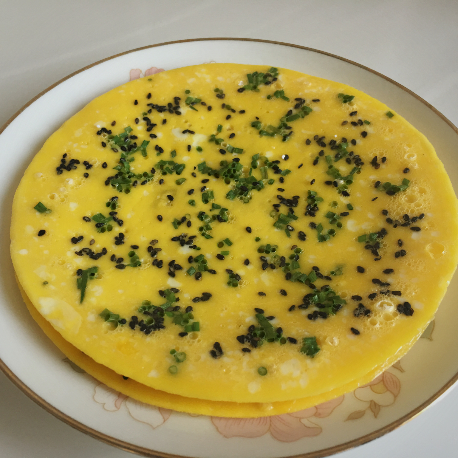 电饭锅鸡蛋葱饼