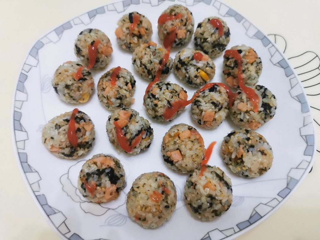 零难度！巨好吃三文鱼饭团