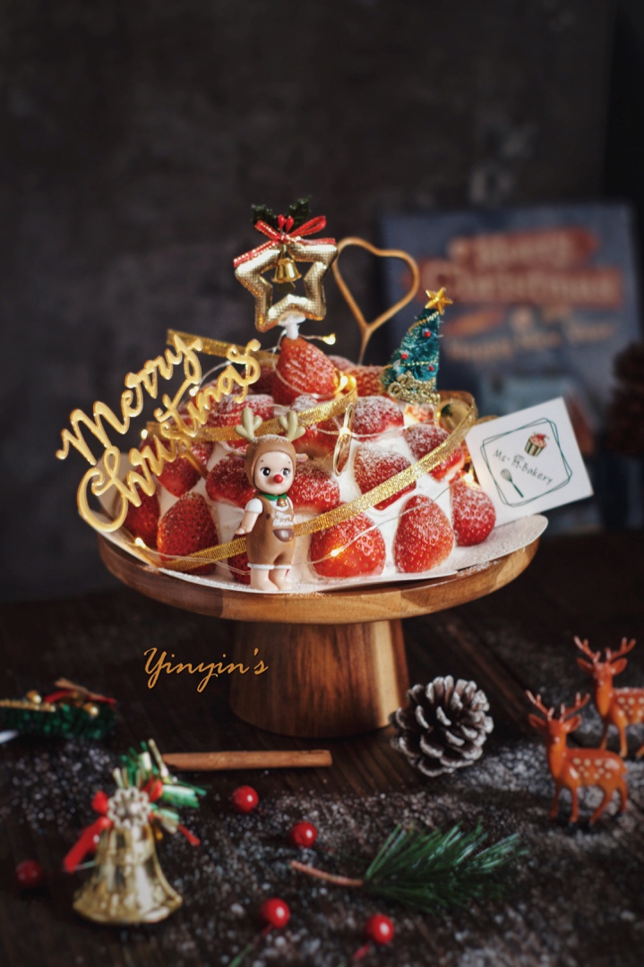 圣诞草莓塔-超有圣诞氛围的快手蛋糕