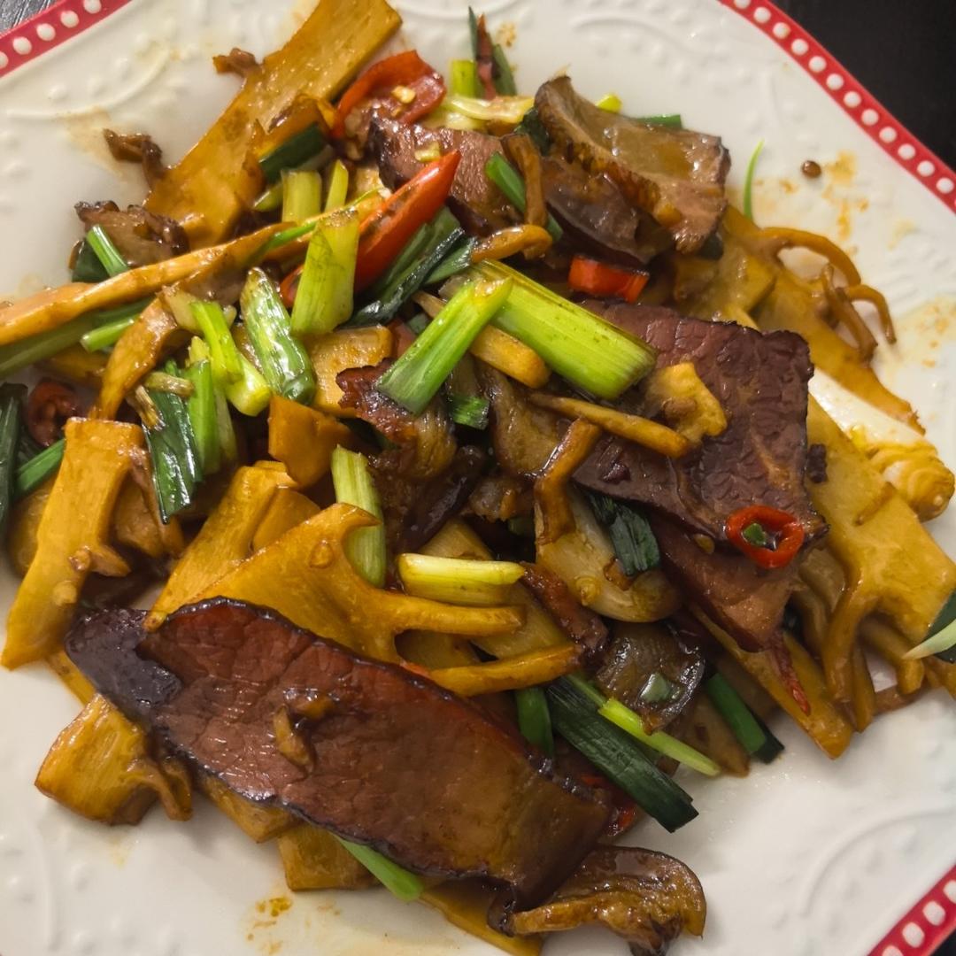 小竹笋炒腊肉