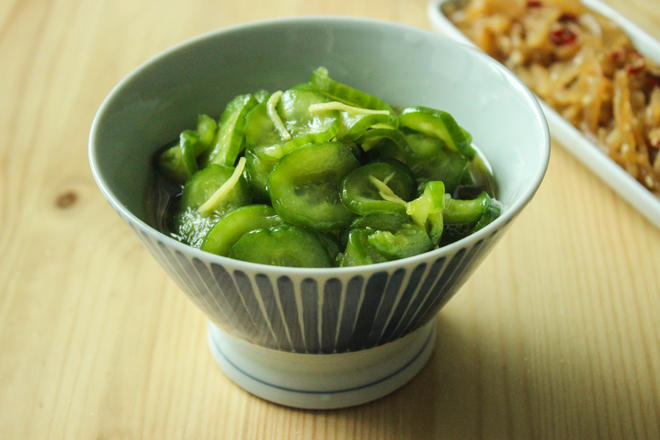 日式酸甜黄瓜小菜的做法
