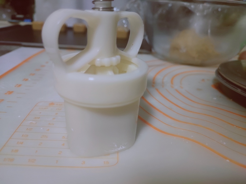 芋泥乳酪蛋黄月饼㊙️不破顶不漏底技巧分享的做法 步骤10