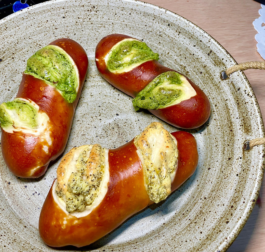 不用发酵，无油低糖的碱水面包，越嚼越香