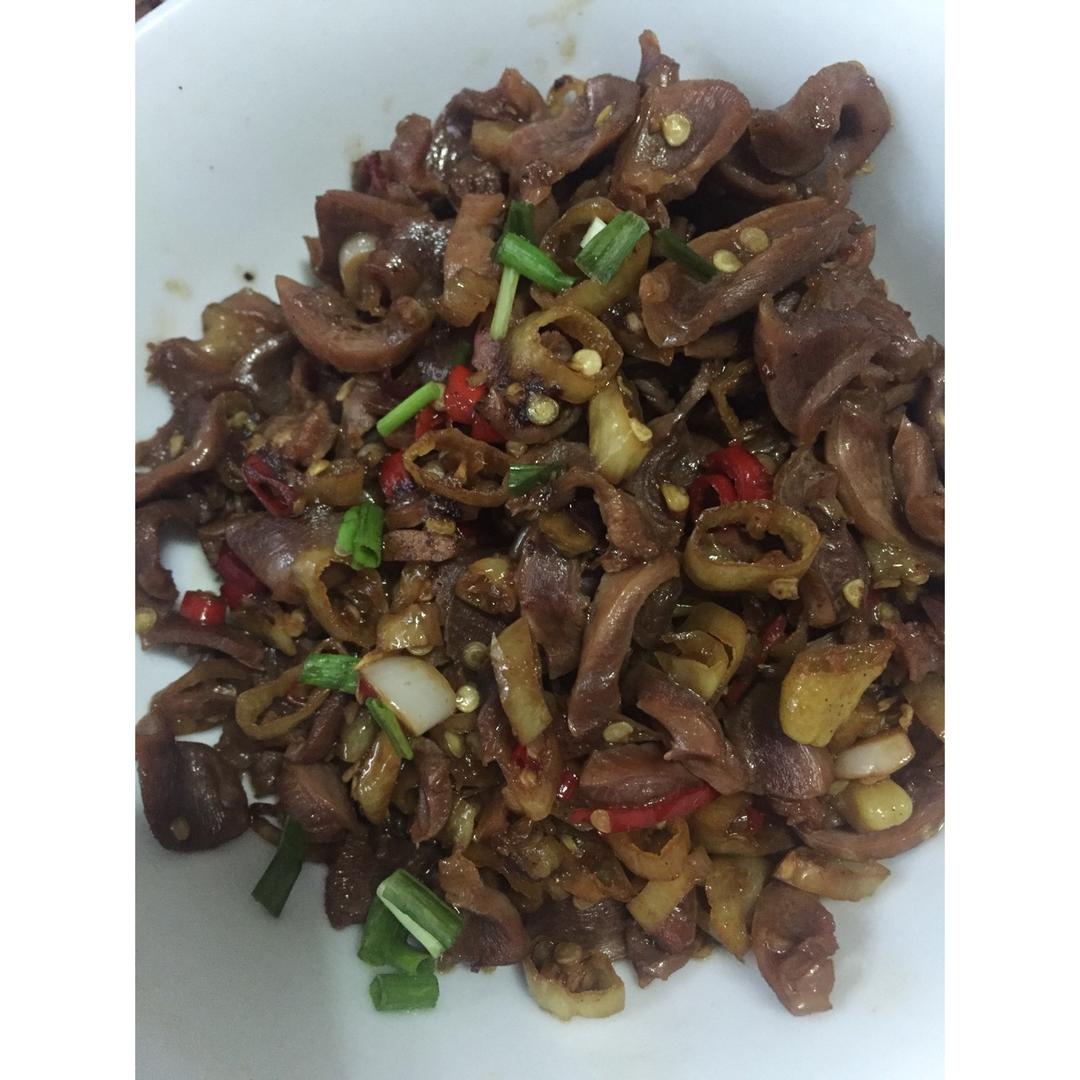 小米椒爆鸡胗