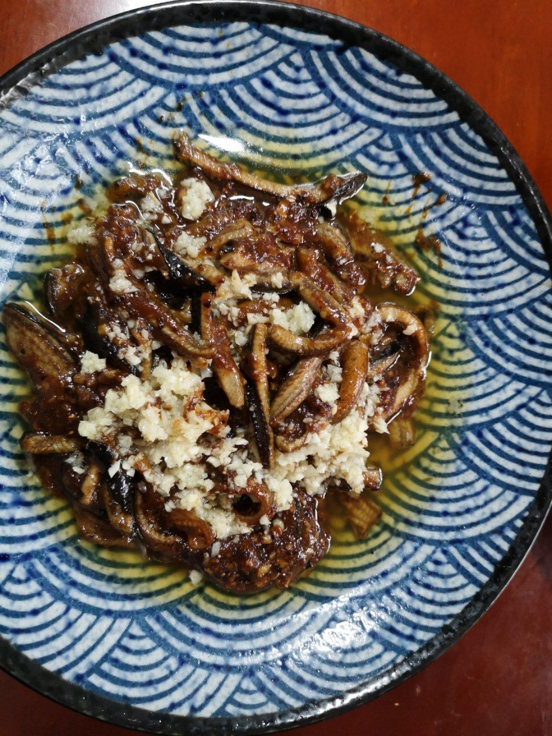 厨师长教你：“响油鳝丝”的家常做法，味道非常赞