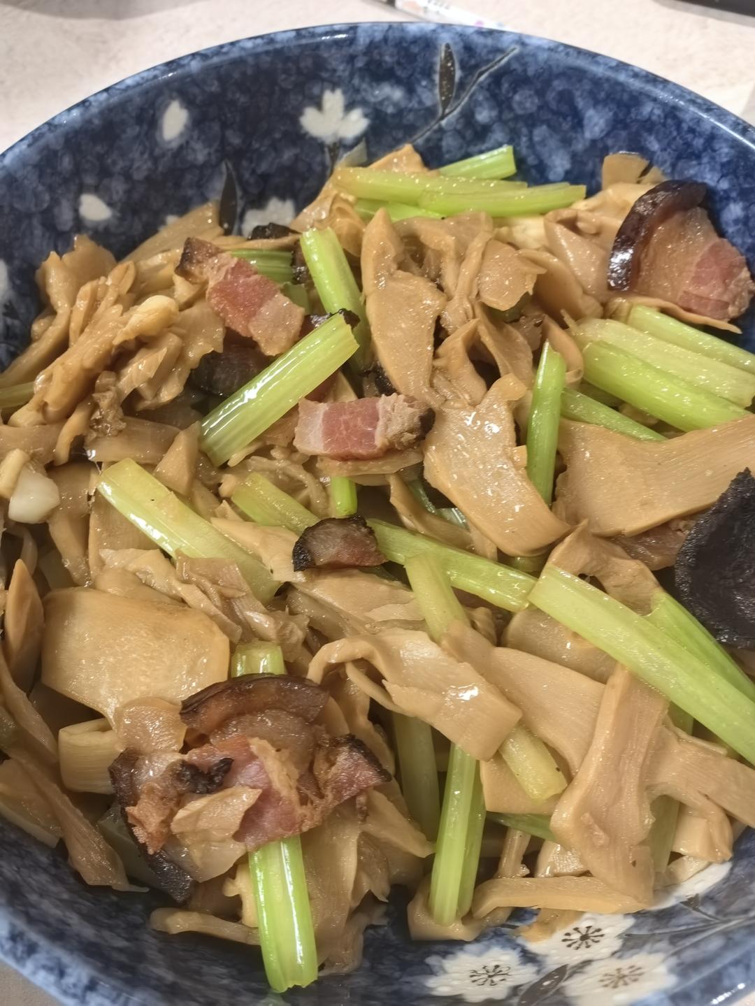 笋干炒腊肉