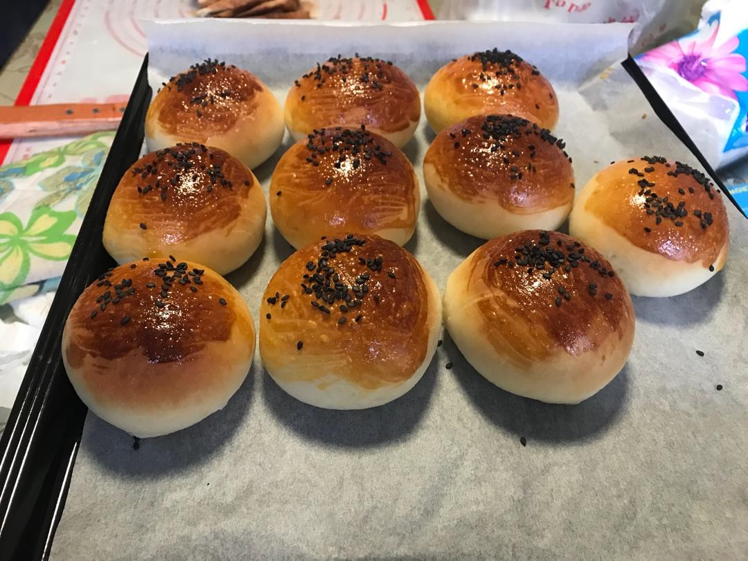 淡奶油中种小面包