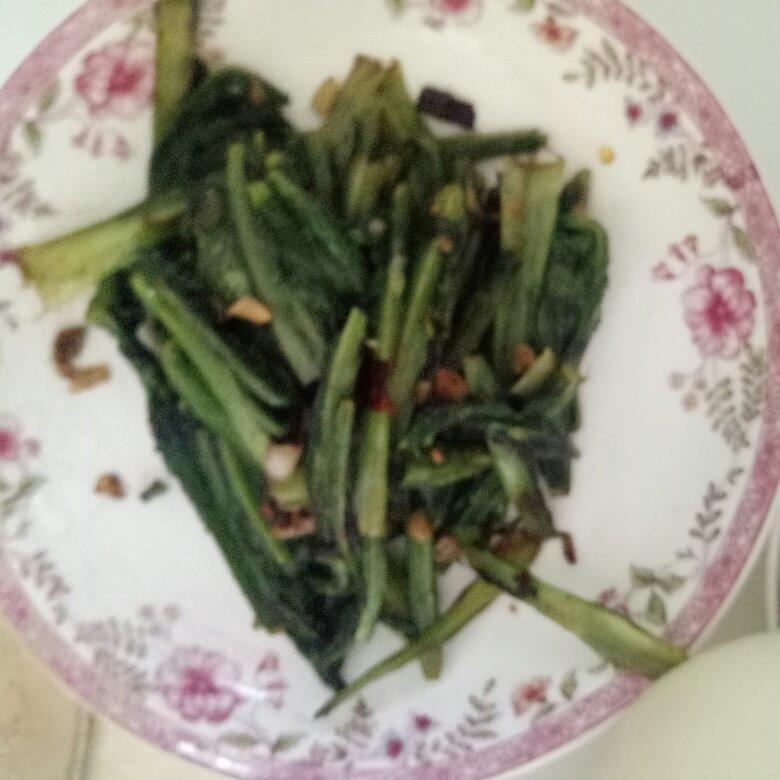清炒油麦菜