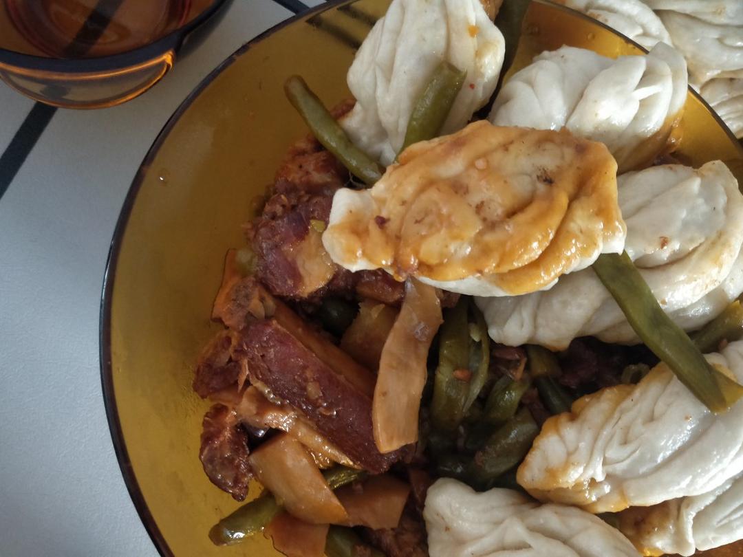 饭菜一锅出－土豆玉米排骨焖卷子【超详细】