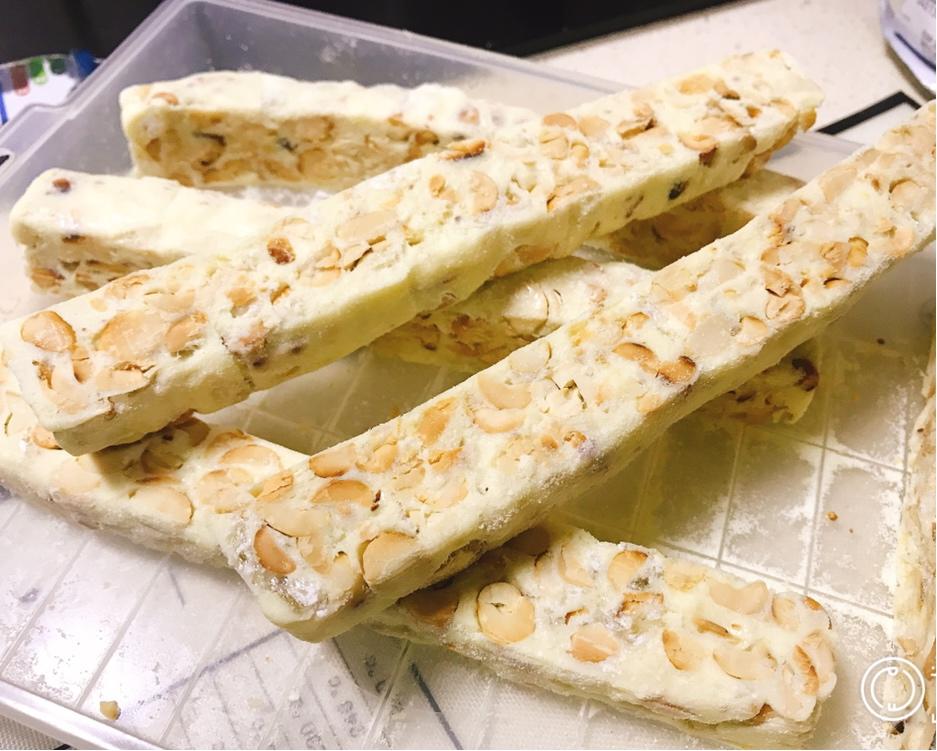 超详细TIPS—自制超美味牛轧糖（熬糖版），秒杀棉花糖版