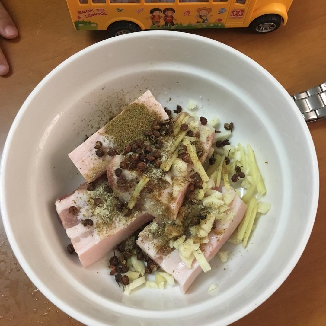 濒临灭绝传男不传女之客家咸猪肉