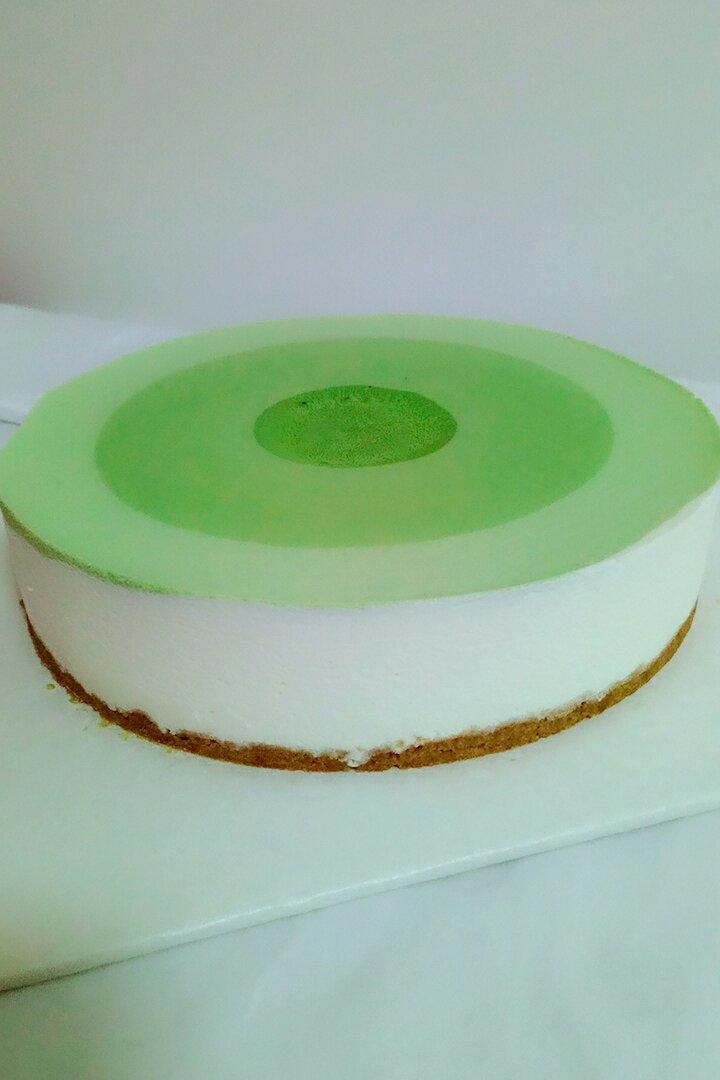 渐变抹茶慕斯蛋糕：我Amanda带着既美又作的抹茶甜点又来了！【曼食慢语】