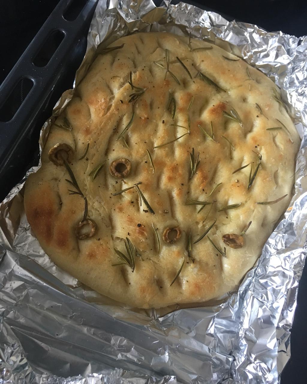 【KINFOLK】迷迭香佛卡夏（附天然酵种版）