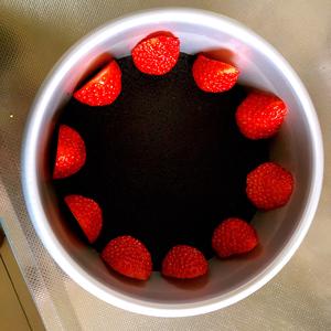 草莓冻芝士蛋糕（6寸）的做法 步骤1